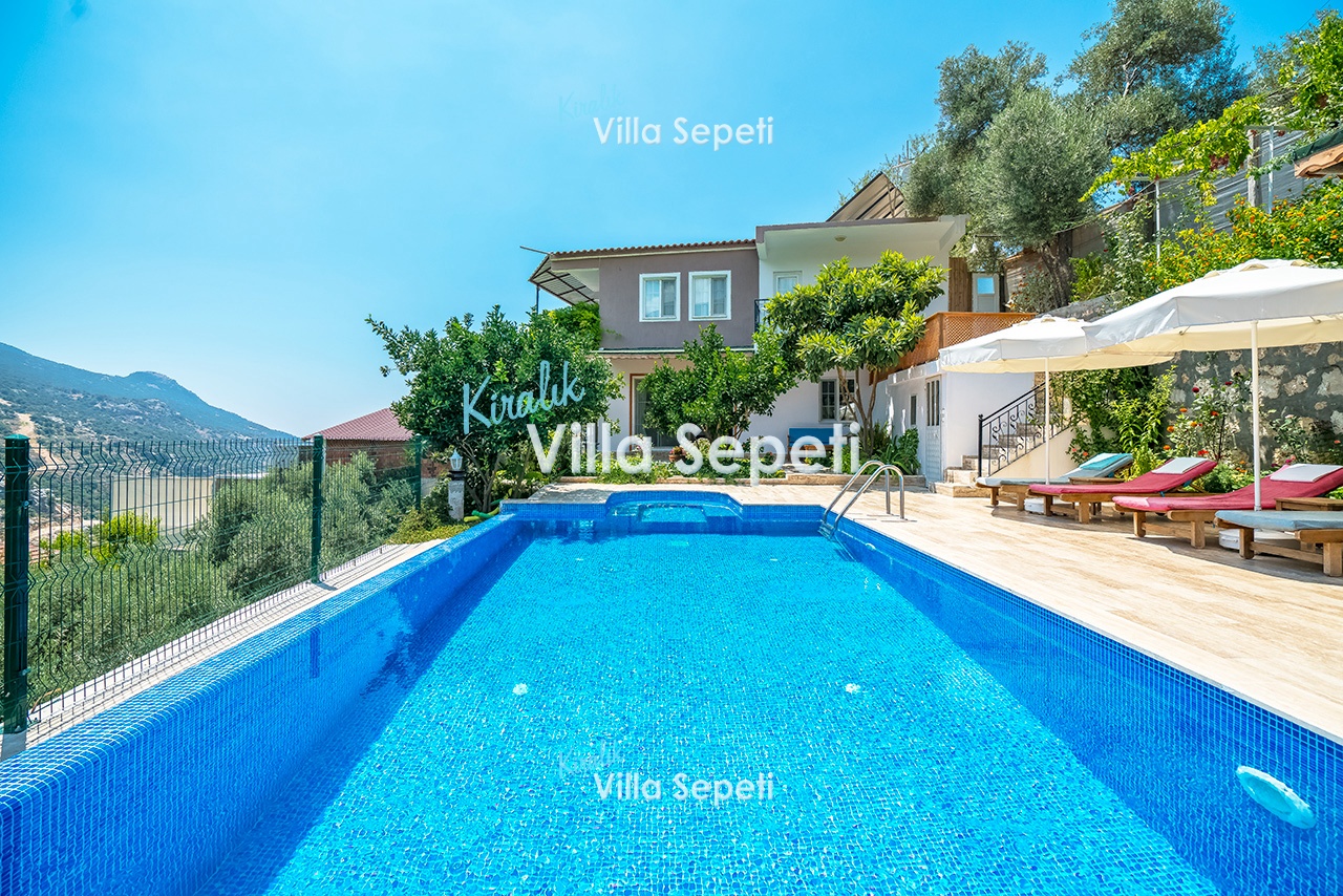 Villa Alis Home