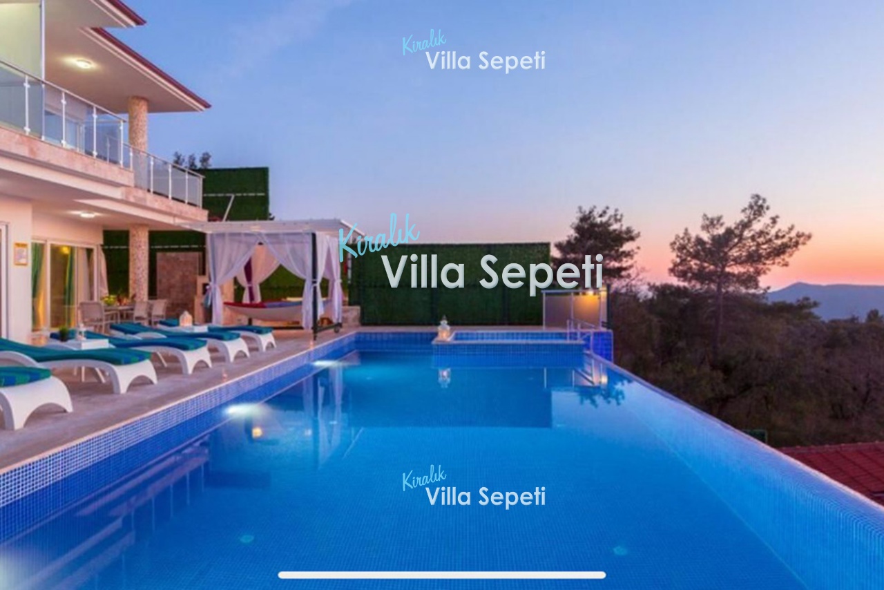 Villa Almira