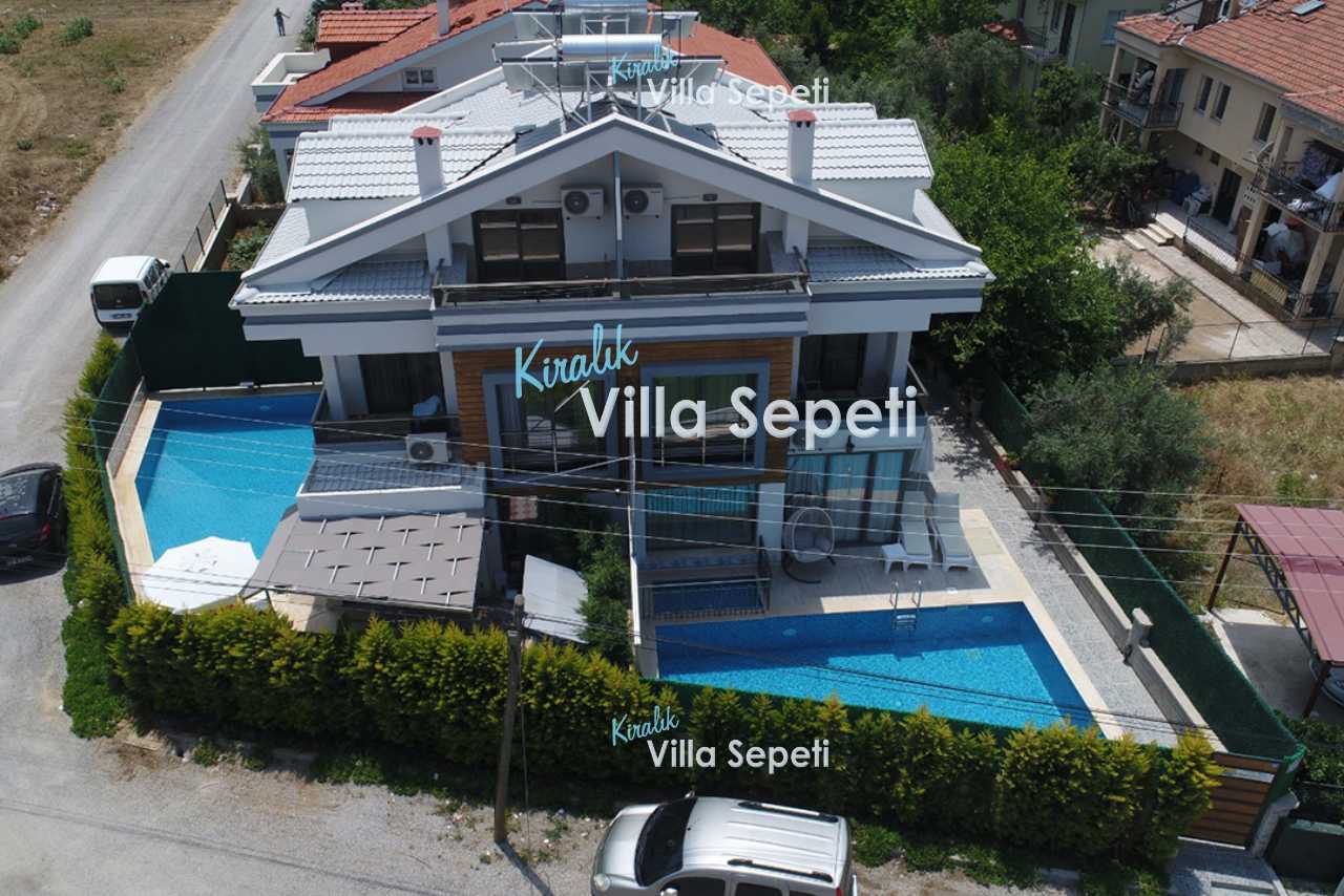 Villa Batı