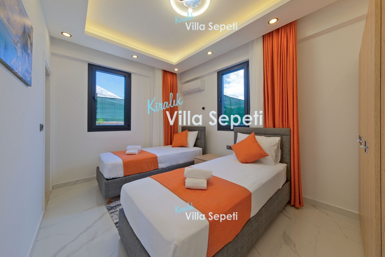 Villa Bersama