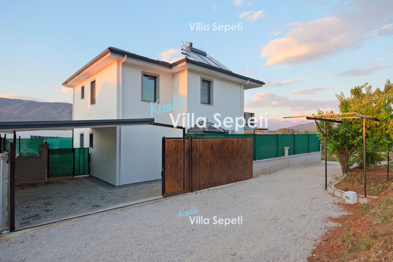 Villa Bersama