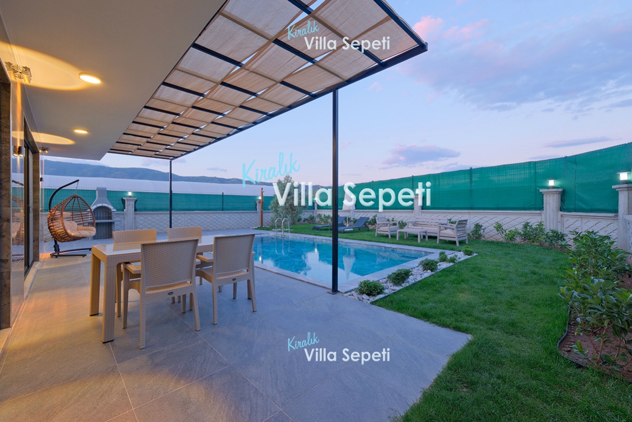 Villa Bersama