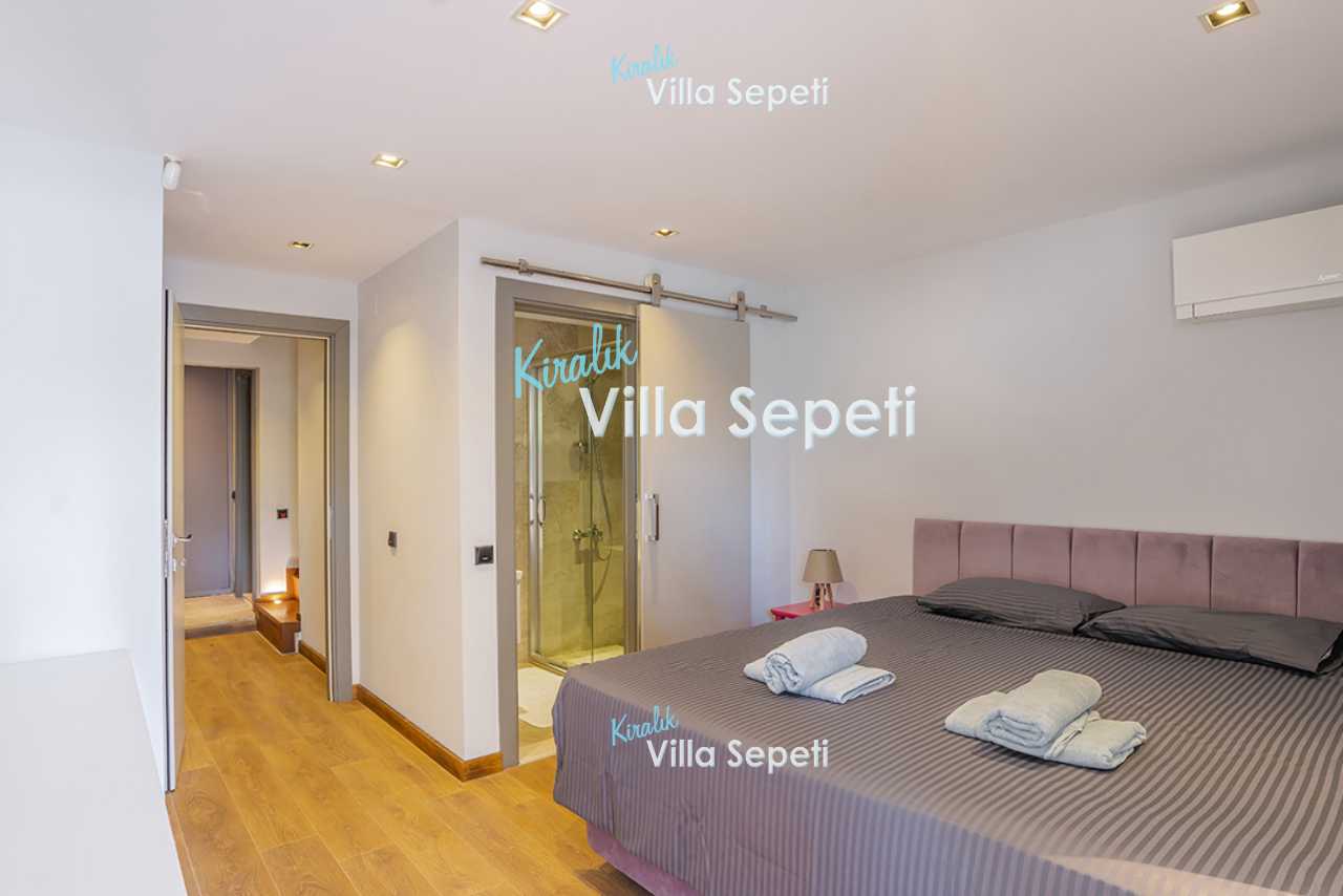 Villa Define