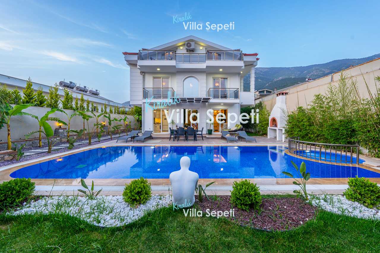 Villa Dinyester