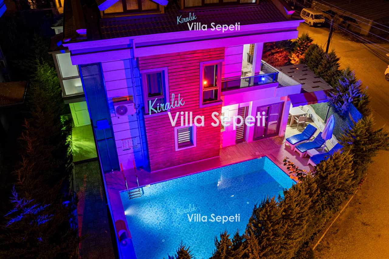 Villa Doğu