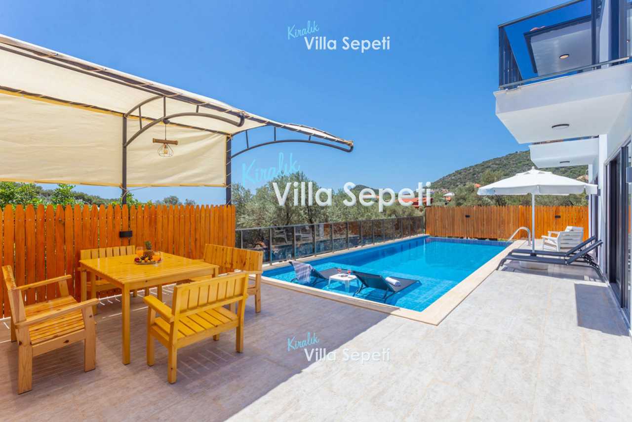 Villa Ella