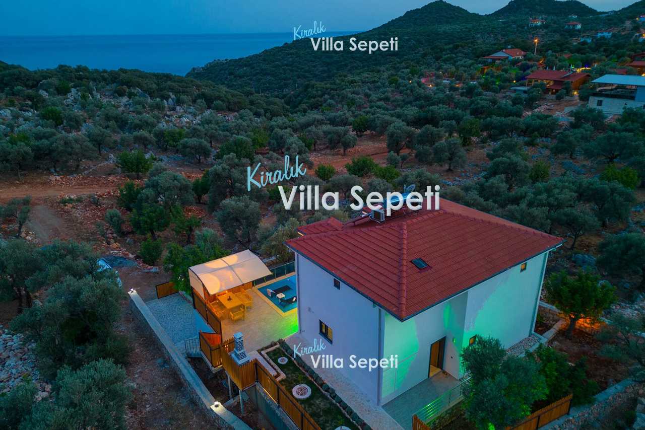 Villa Ella