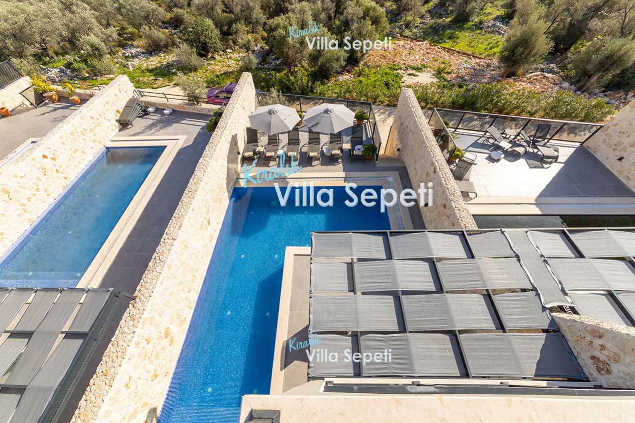 Villa Liya