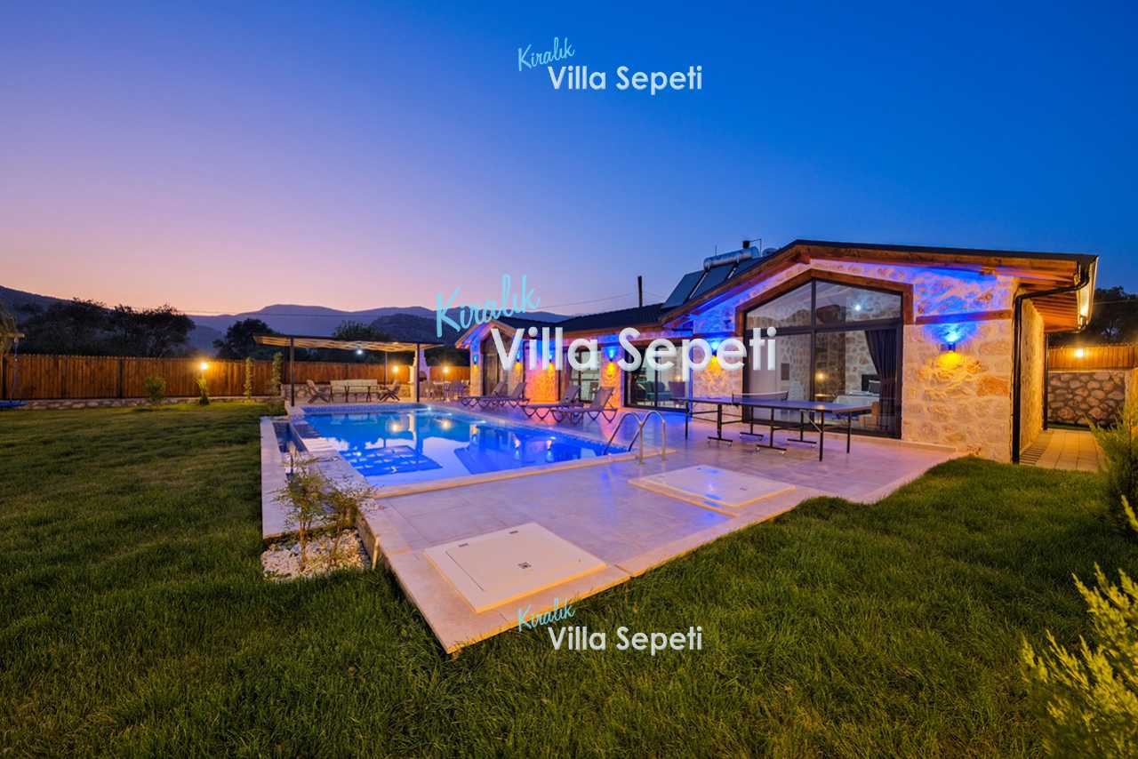 Villa Mansion