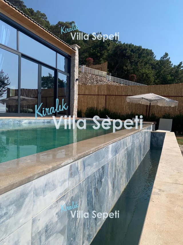 Villa Menes 3