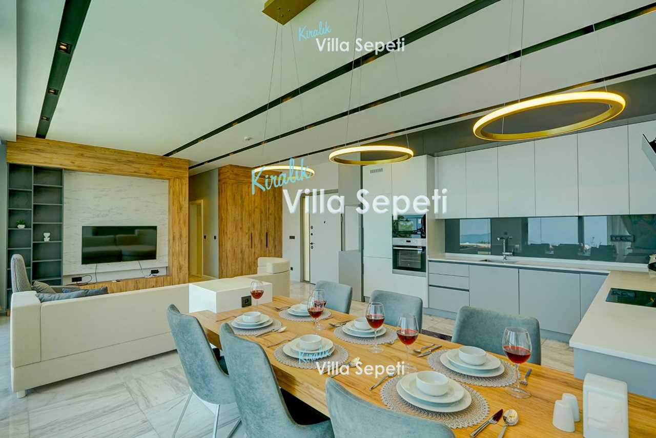 Villa Mercury