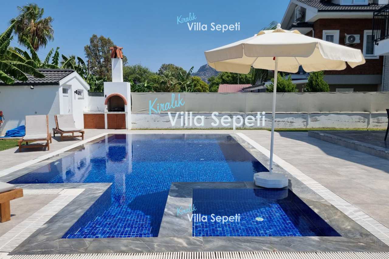 Villa Micheal