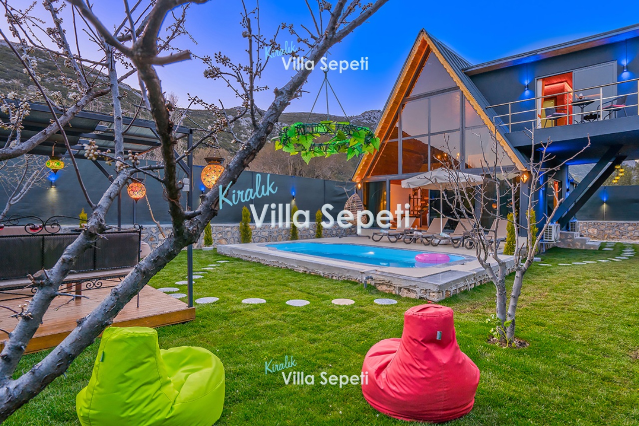 Villa Moonrise