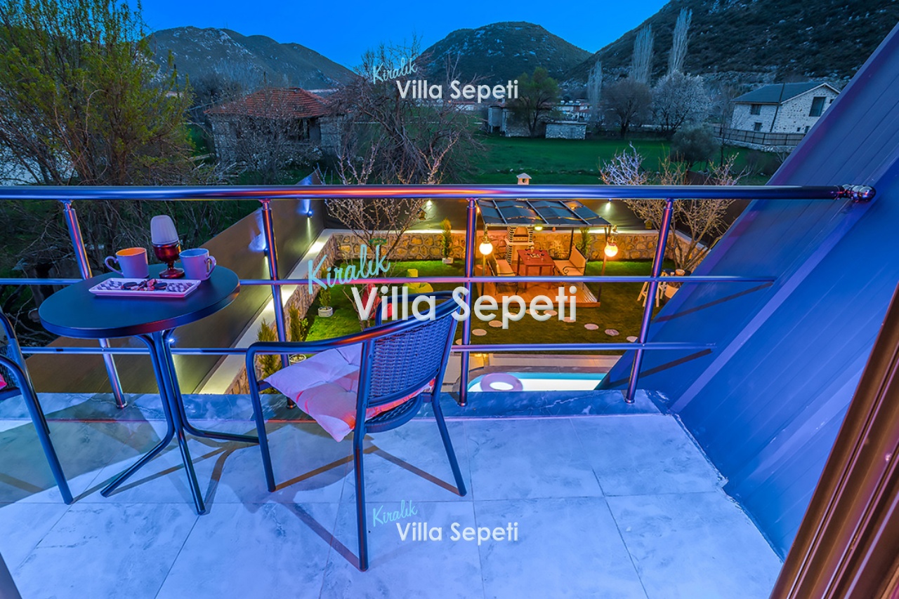 Villa Moonrise