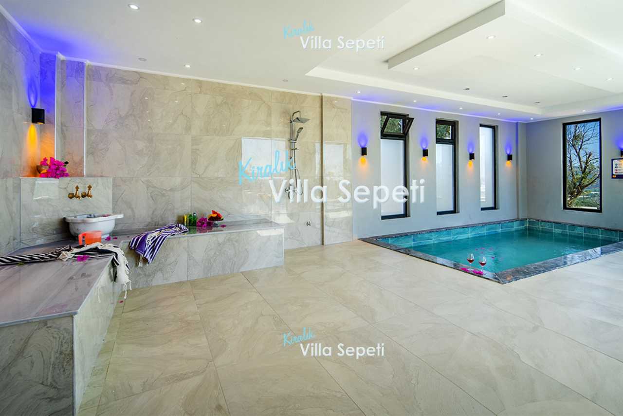 Villa Mumbai