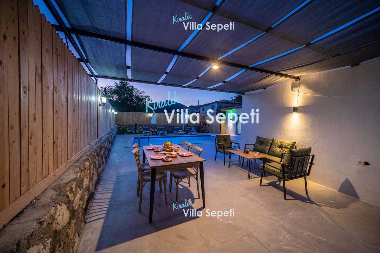 Villa Saya