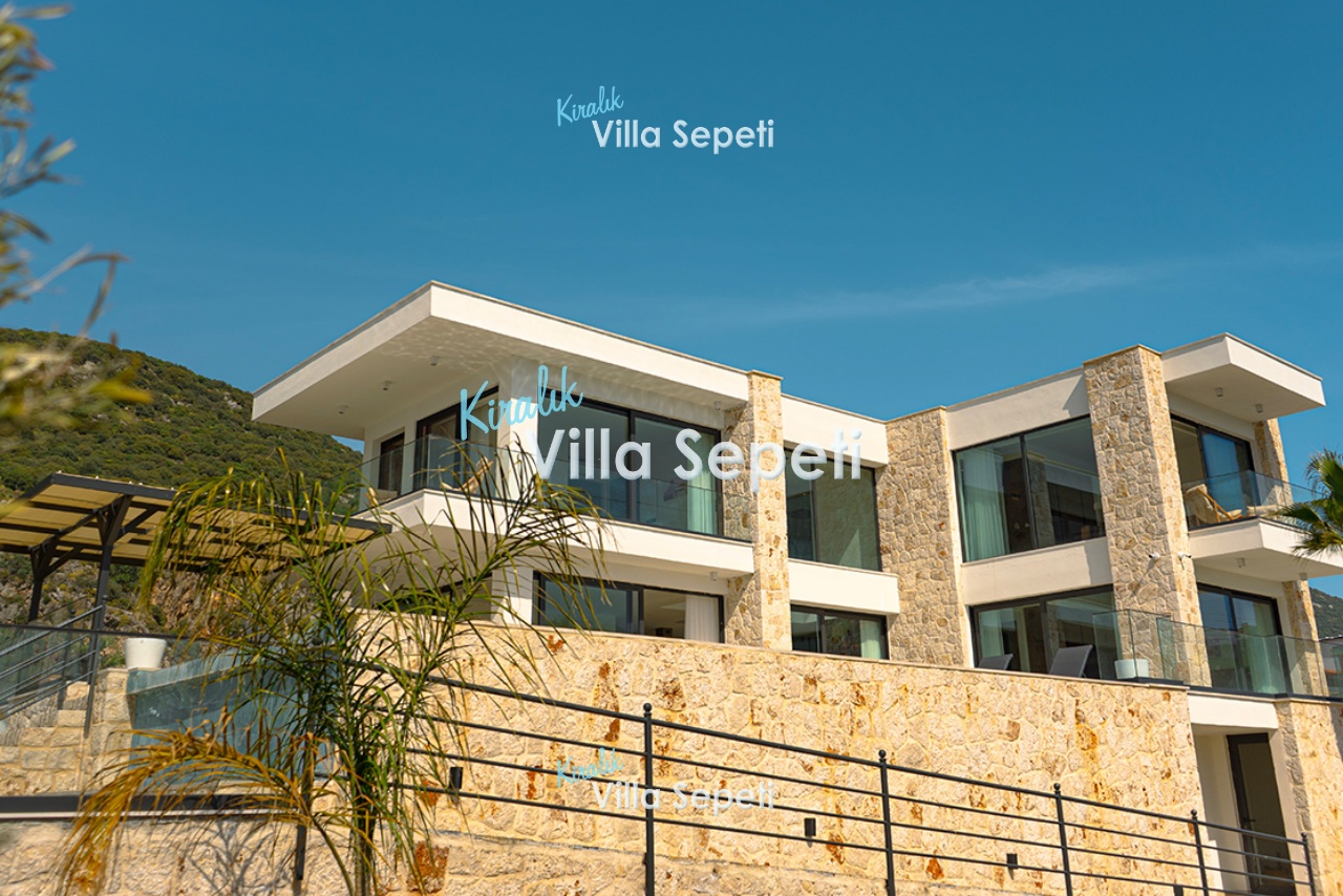 Villa Skaros
