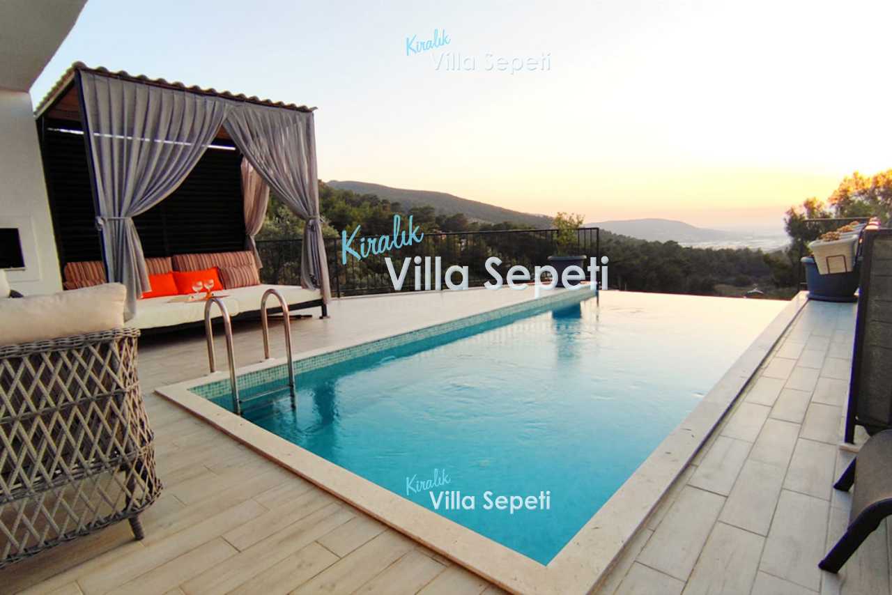 Villa Totfi