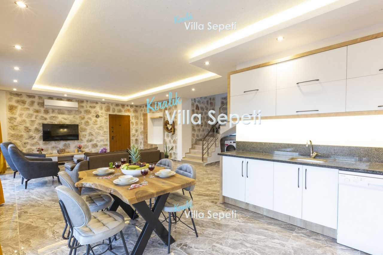 Villa Trans