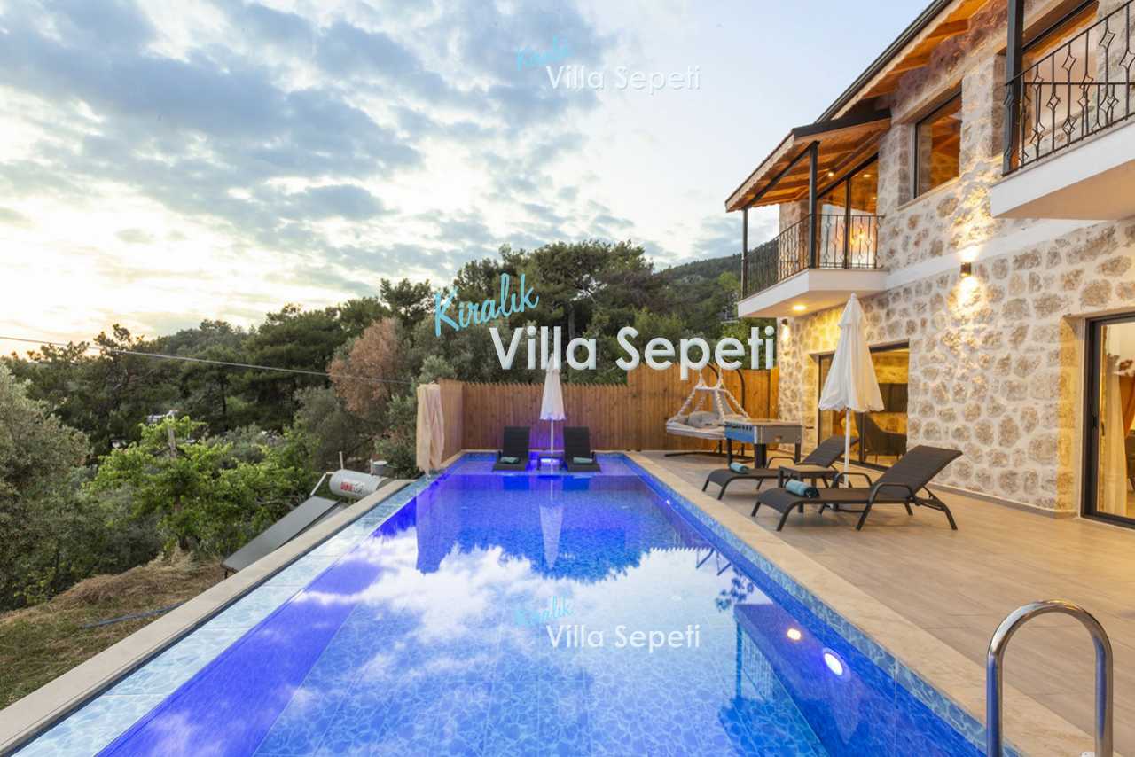 Villa Trans