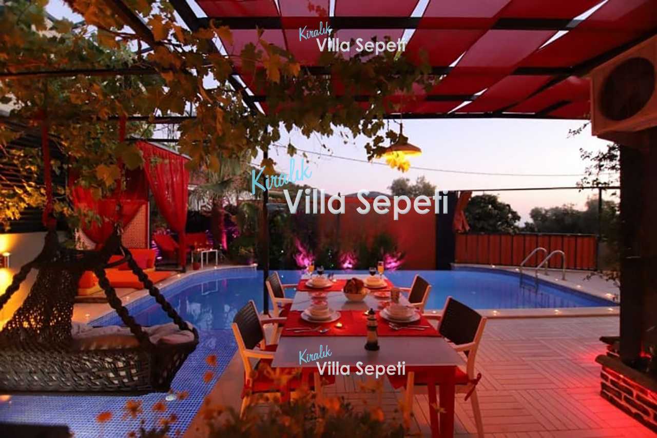 Villa Viral