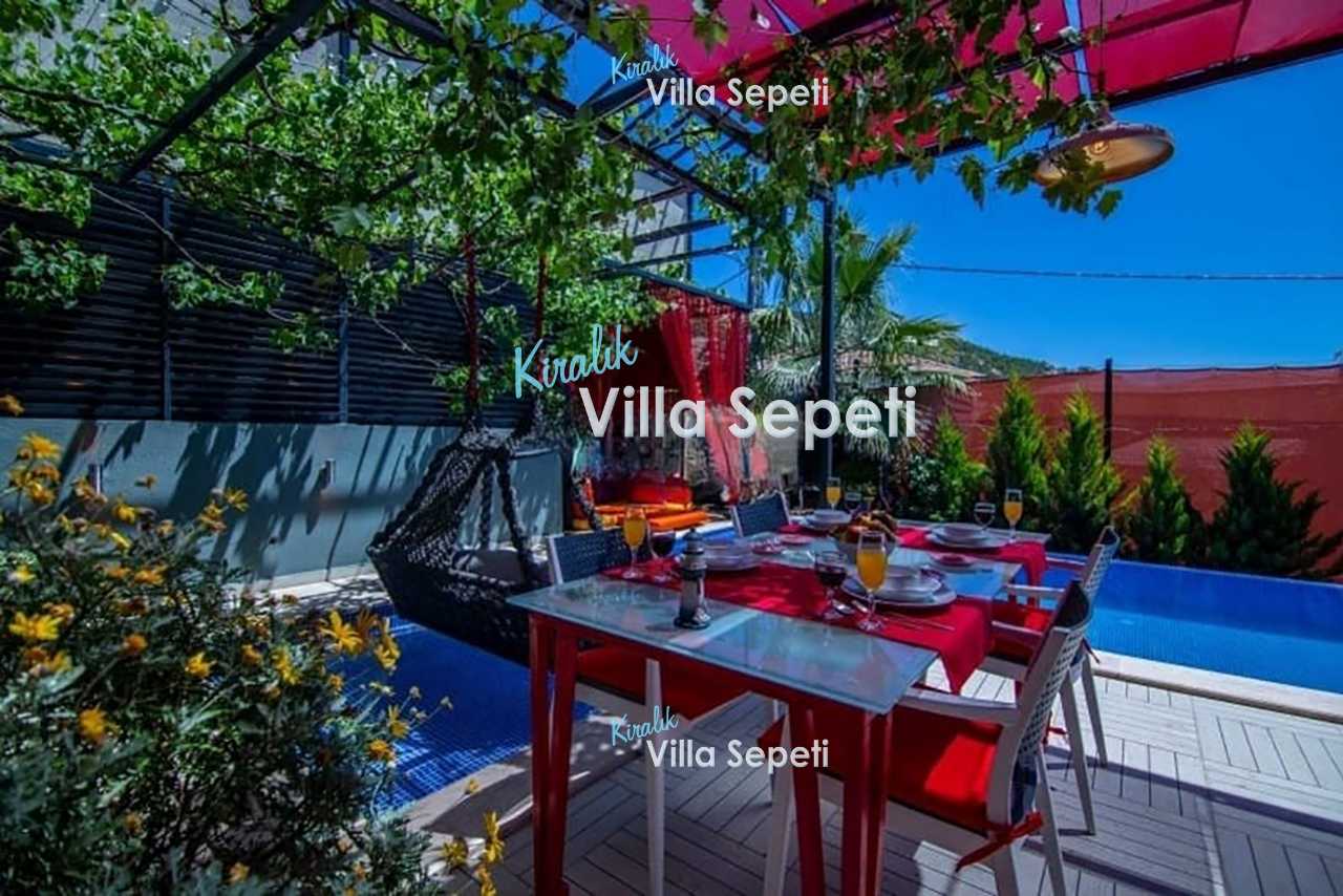 Villa Viral