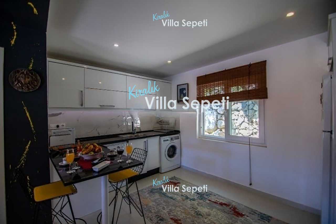 Villa Viral