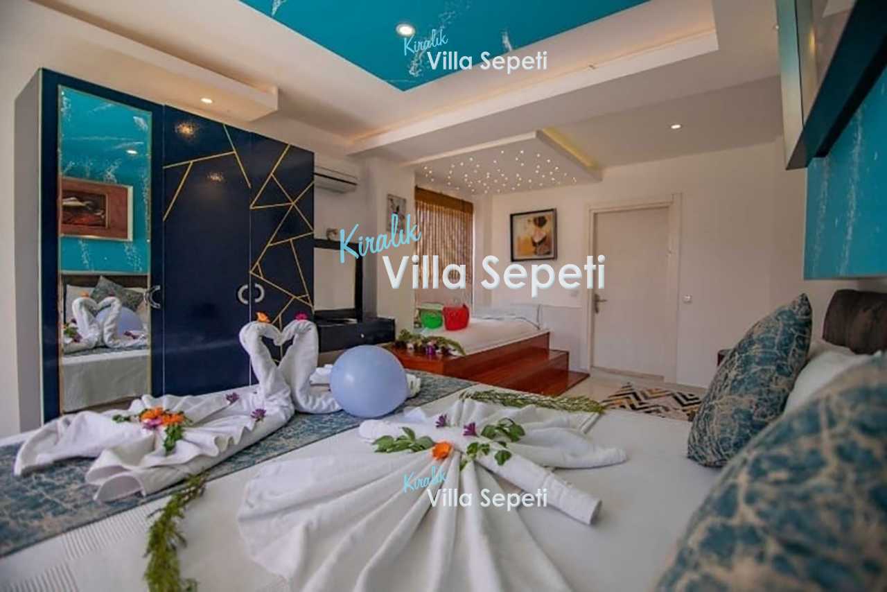 Villa Viral